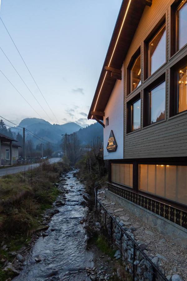 Ranger Chalet Moeciu De Sus Exteriér fotografie