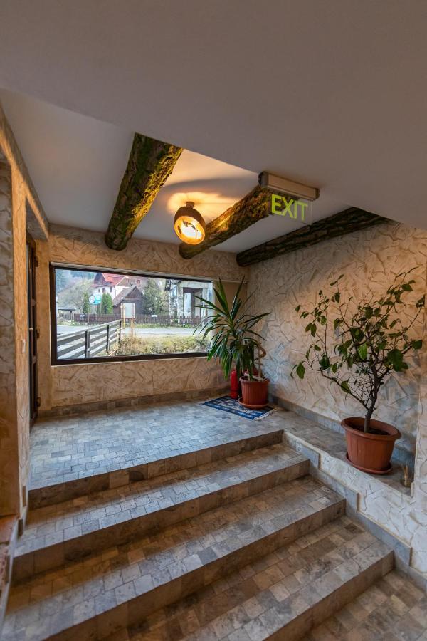 Ranger Chalet Moeciu De Sus Exteriér fotografie